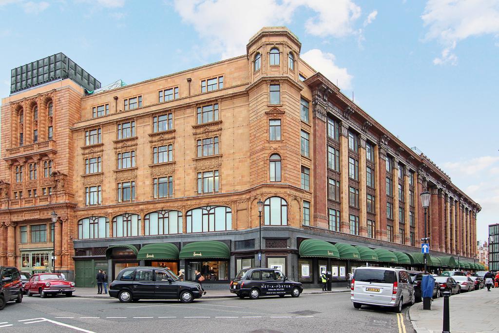 Lifestyle - Knightsbridge - Harrod's