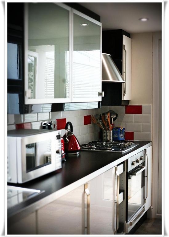 Gasthof Malvern Road To Let *