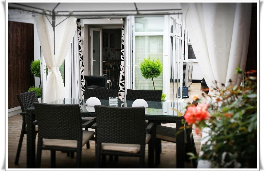 Gasthof Malvern Road To Let London