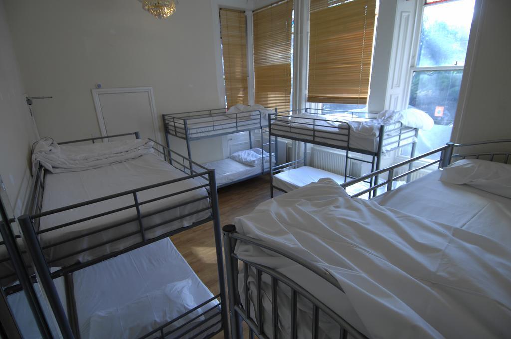 Hostel Barkston Earls Court London