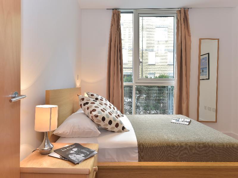 Amber Nike Apartments 4* London