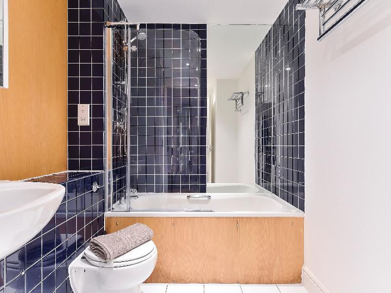 Amber Nike Apartments 4* London