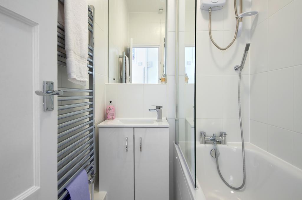 2 Bedroom Apartamento Londres
