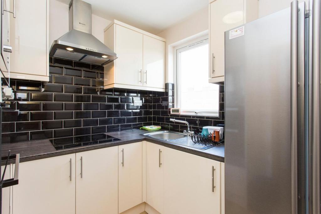 406 Harrow Maison d'hôtes 2*