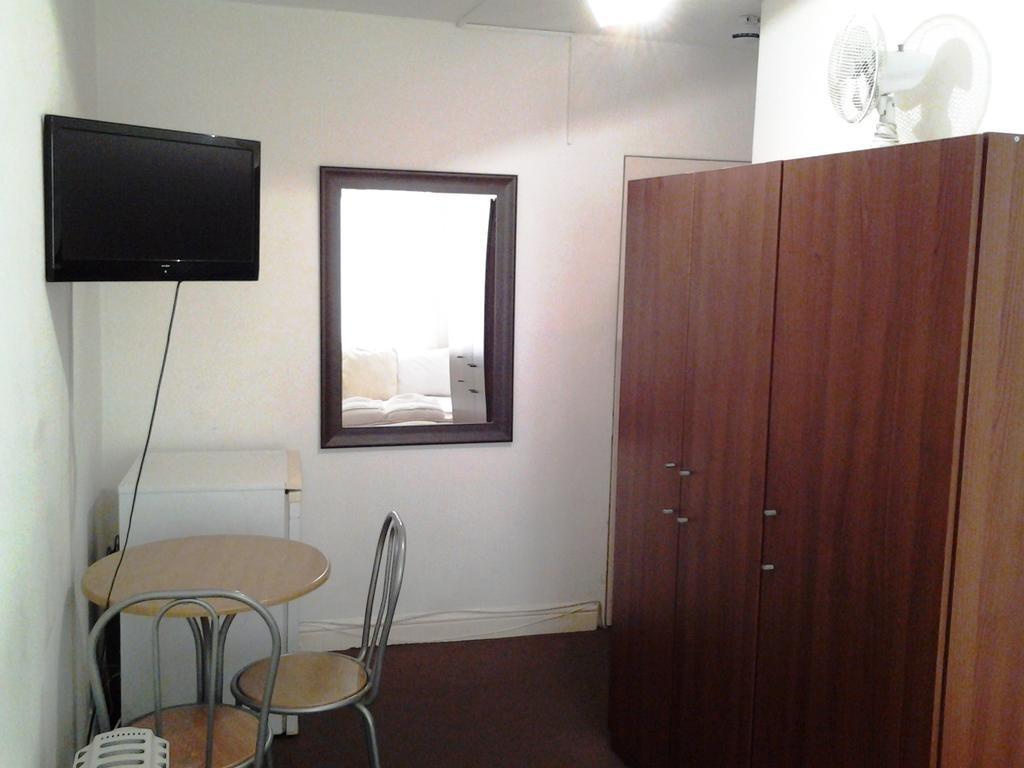 Hostal Widegate *