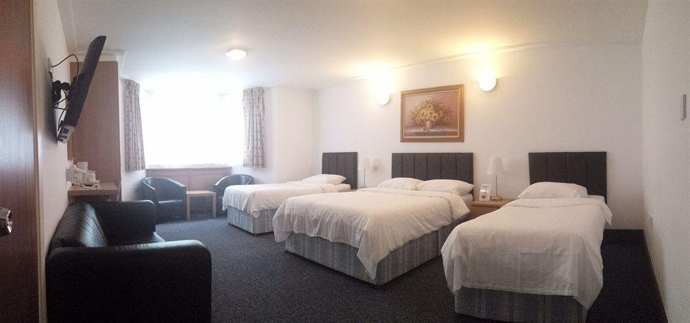 Adria Hotel London
