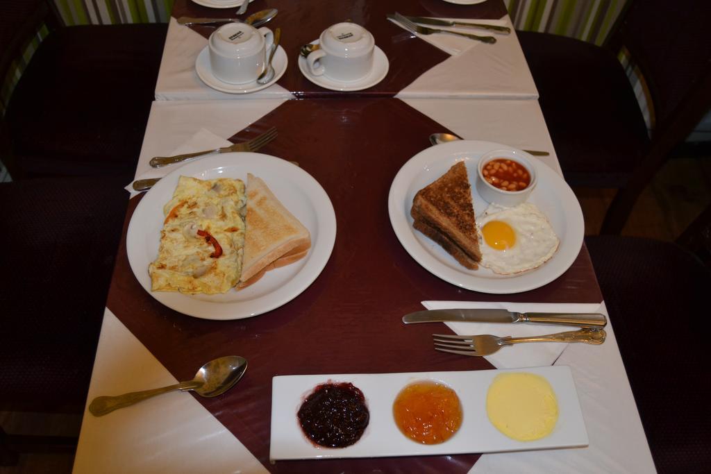 Hyde Park Court 2* London