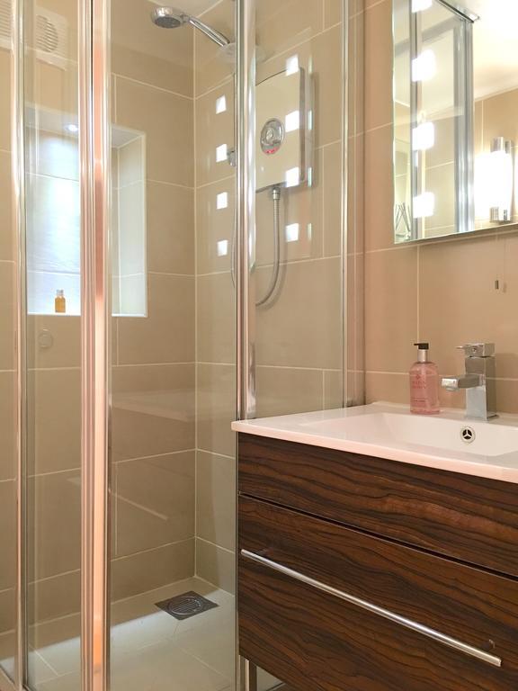 Appartement L L V Studio Apartments *