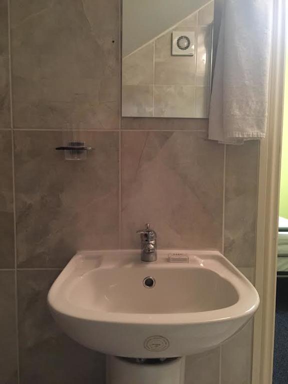 Olympus Hotel Londen