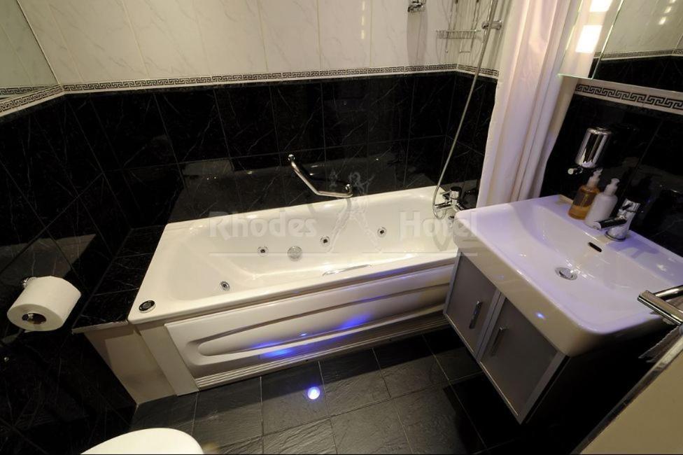 Rhodes Hotel Londres