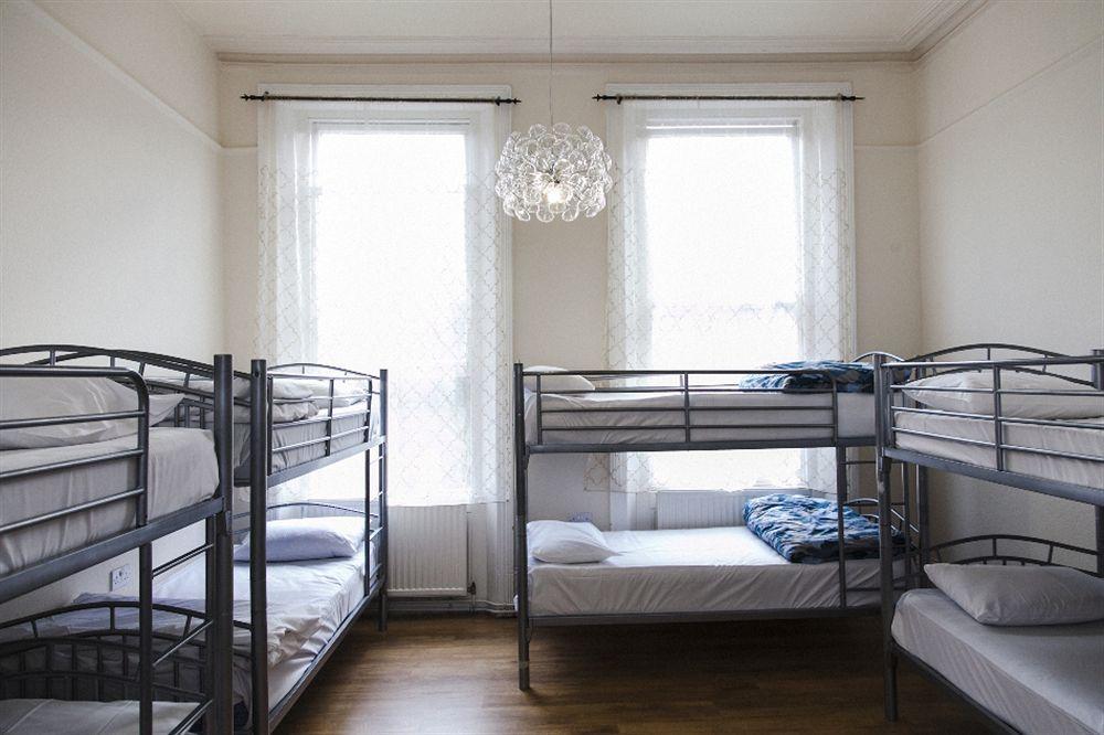 Hostel Barkston Earls Court London