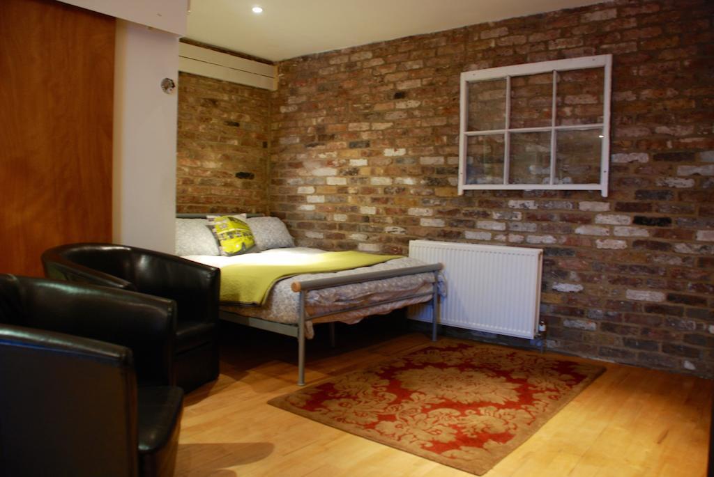Fullwood Mews