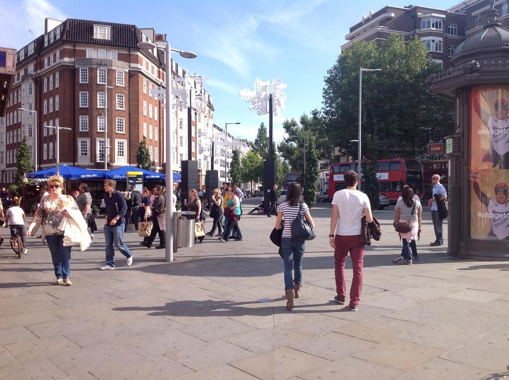 Lifestyle - Knightsbridge - Harrod's