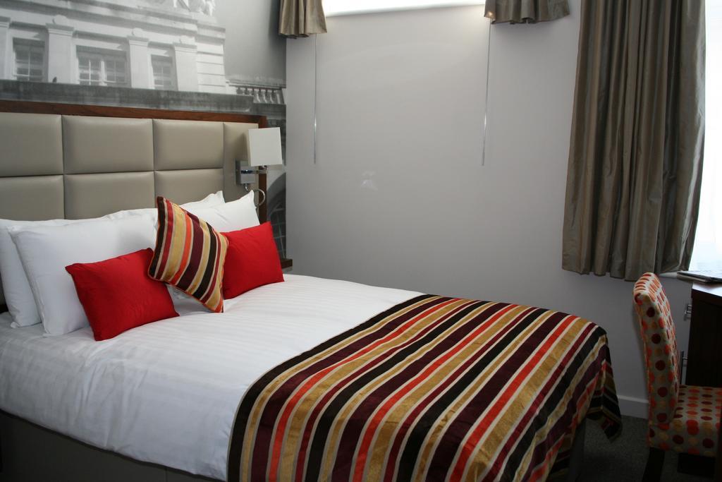 Hotel Seraphine Kensington Olympia 4*