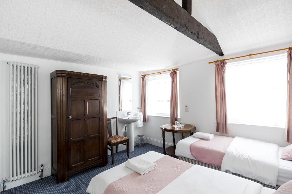 Hotel St Athans 2*