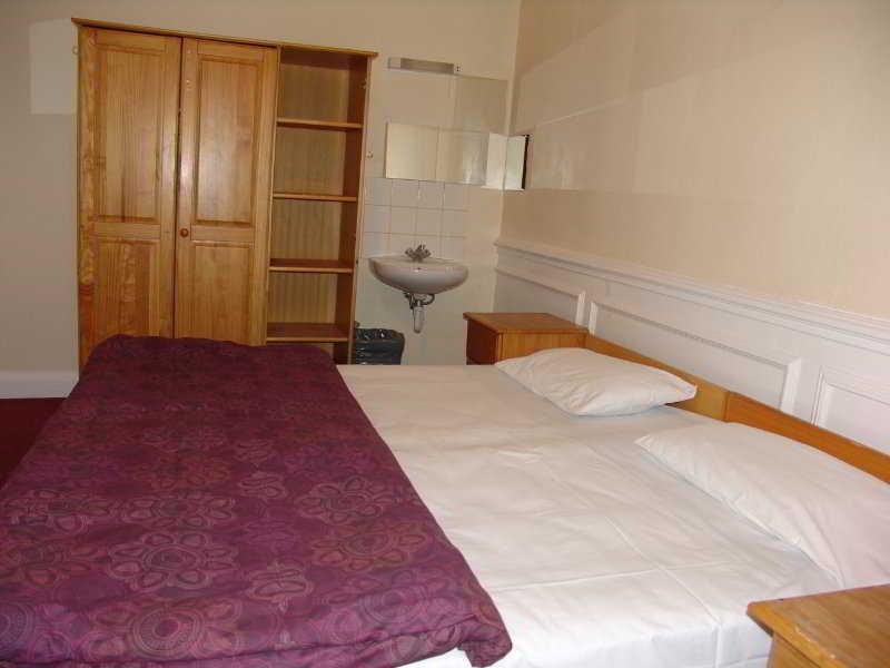 Barkston Earls Court London