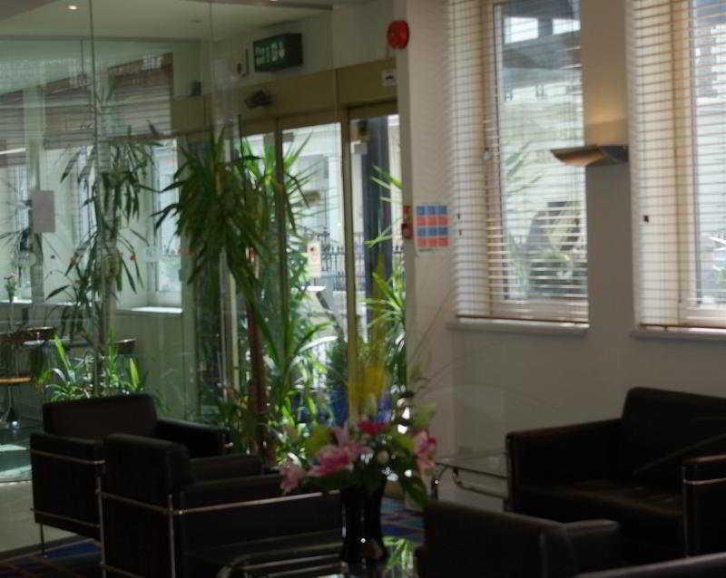 Ambassadors Hotel Londres