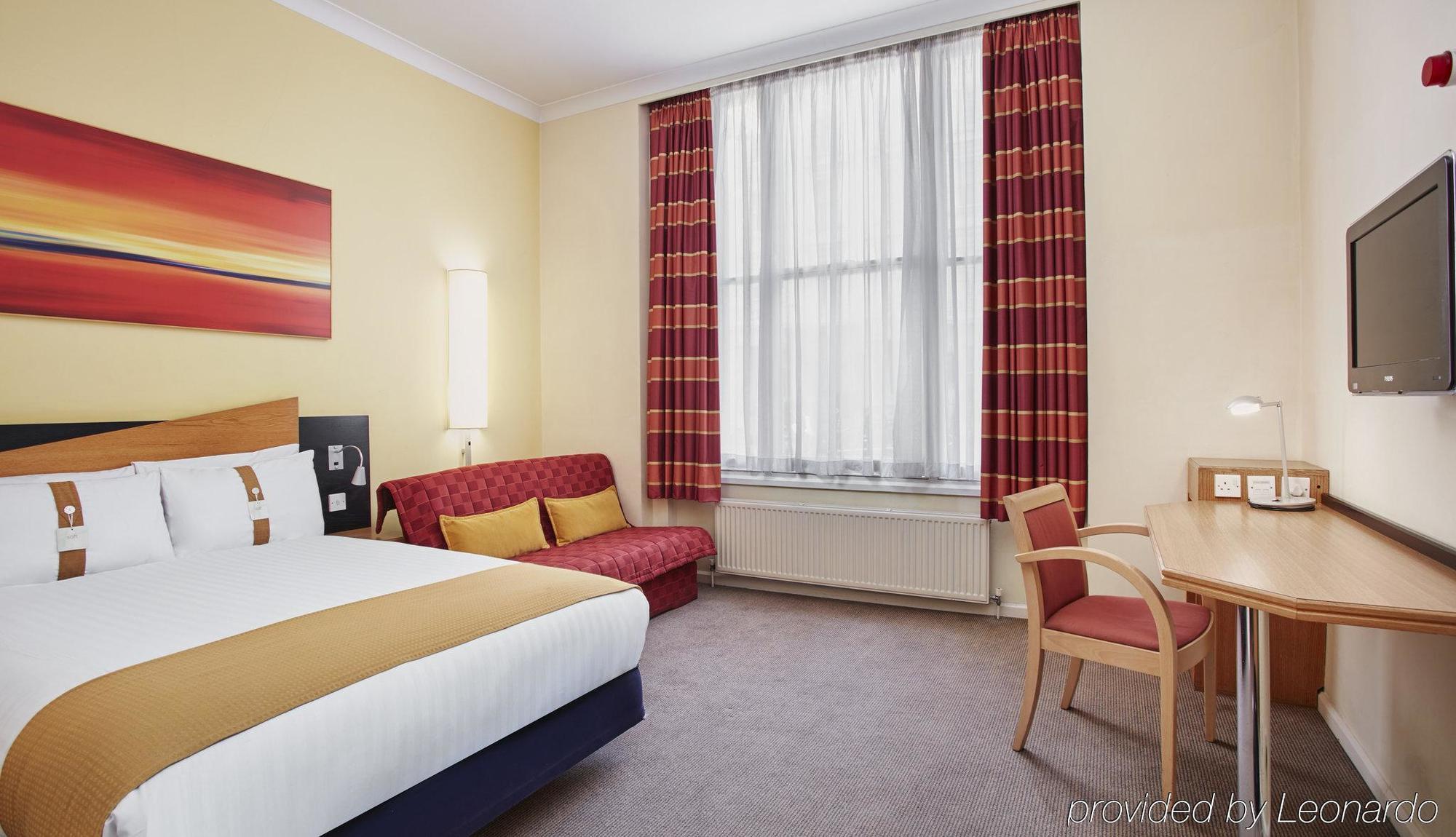 Holiday Express Victoria By Ihg Hotel