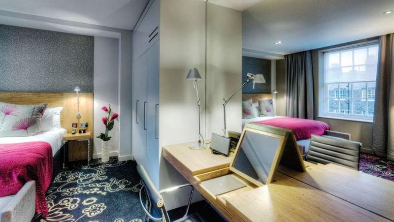 Apex Temple Court Hotel 4*