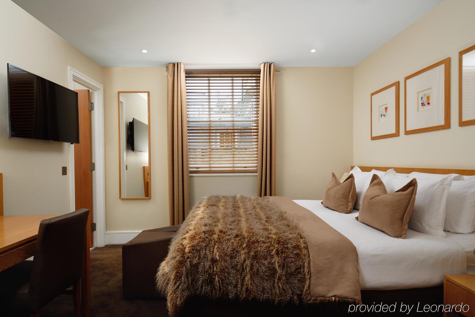 The Resident Kensington 4*