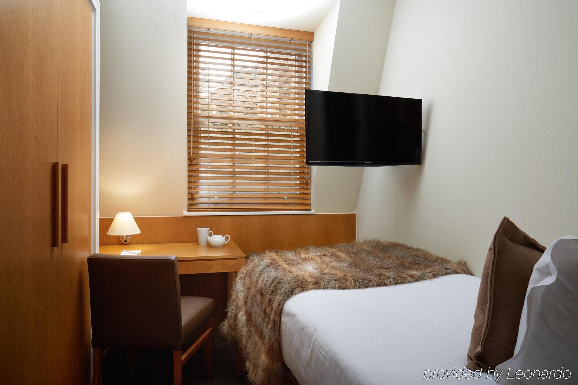 The Resident Kensington Hotel