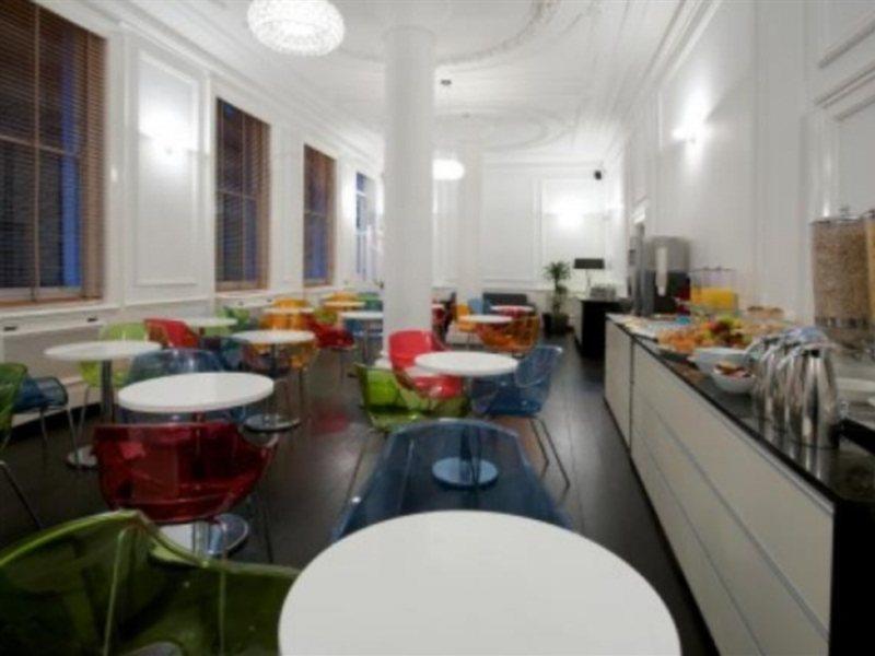 Apartahotel Fraser Queens Gate 4*