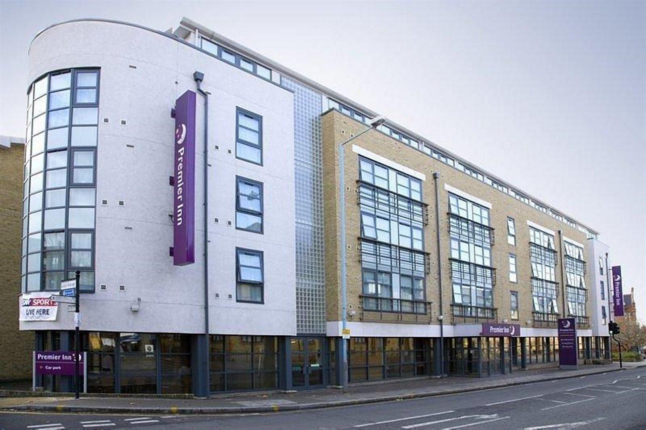 Hotel Premier Kew Bridge 3*