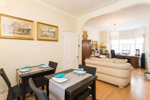 Rue Saint Jacques Bed and breakfast 3*