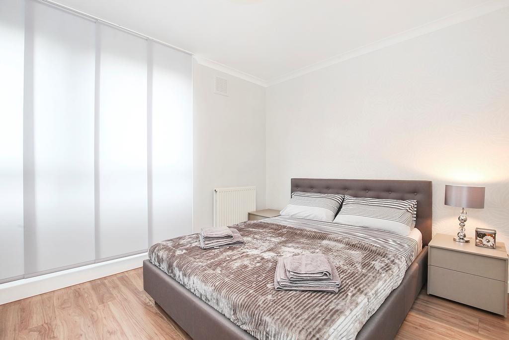 Sach's 2 Bedrooms - No Lift Londres