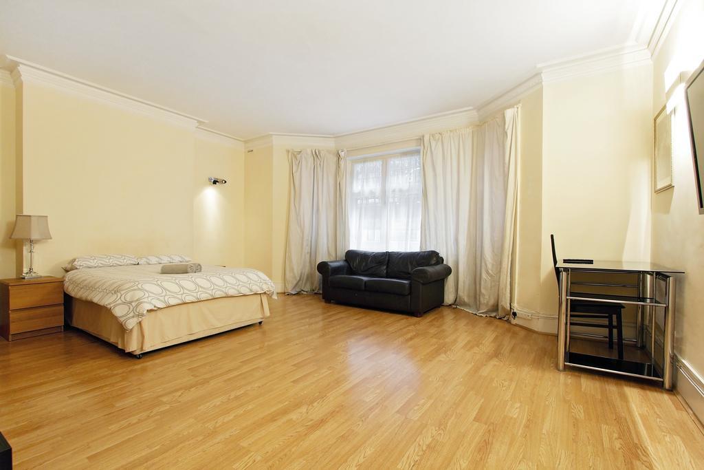 Hyde Park Serviced Apartamento