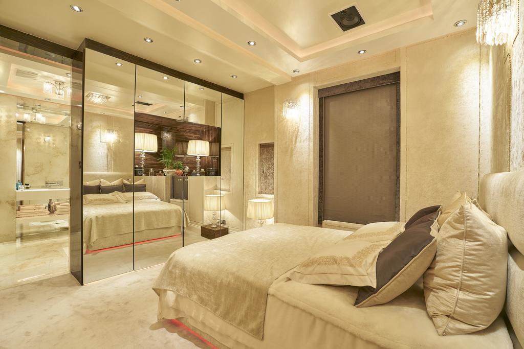 James Bond Style Penthouse Appartement