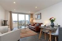Dance Square By Bridgestreet Appartement