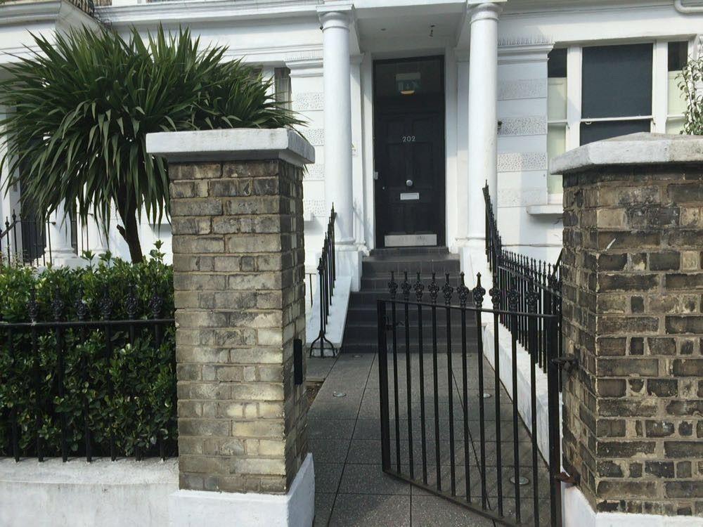 Irwin At Notting Hill * Londres