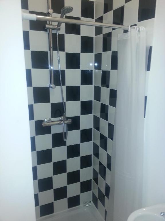 Guest house Marisa House London