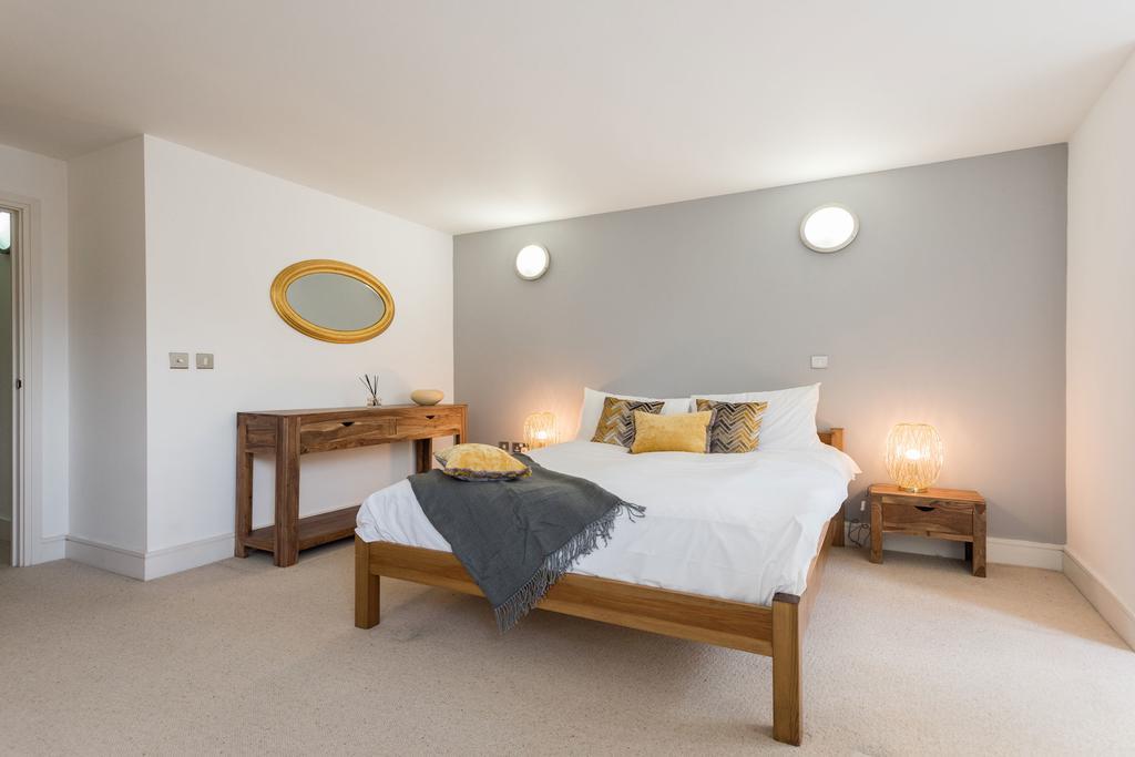 Hébergement de vacances Creed 3 Bed Bridge House Londres