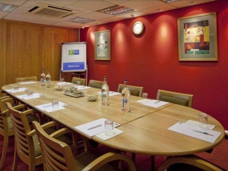 Hotel Express Southwark By Ihg 3*