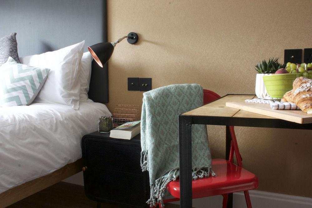Room2 Hammersmith Hometel