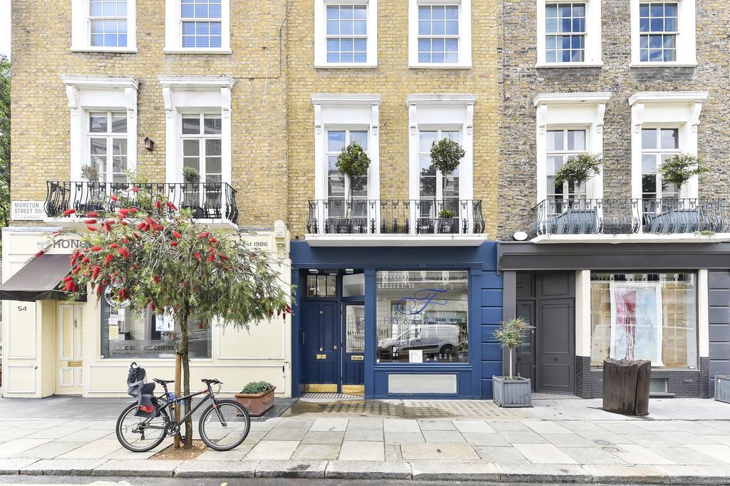 Joivy Elegant 3 Bed With Rooftop Terrace In Pimlico Londen