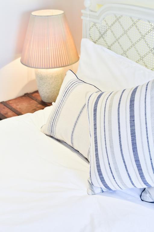 Joivy Elegant 3 Bed With Rooftop Terrace In Pimlico *