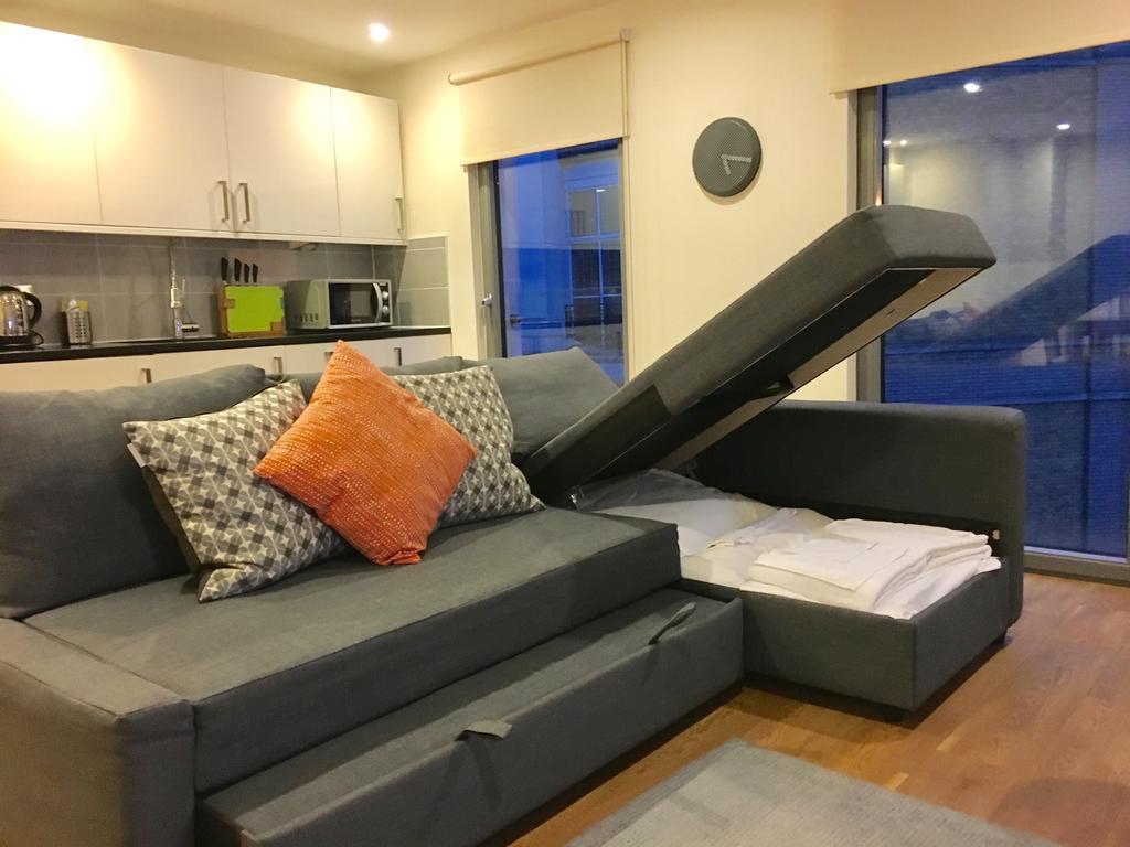 Apartment Modern In Bayswater Free Wifi & Aircon By Aparts *