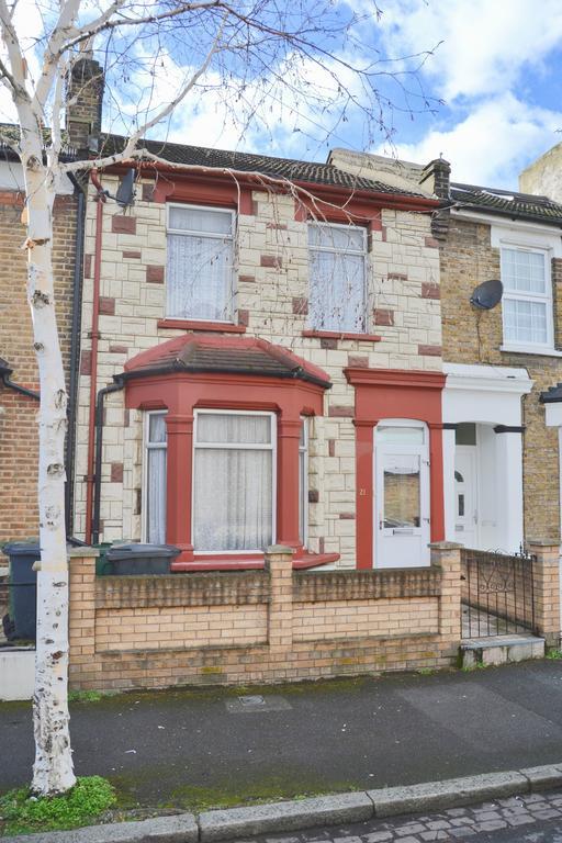 Superb Double Bedroom Londen