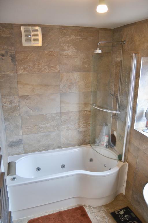 Superb Double Bedroom * Londen