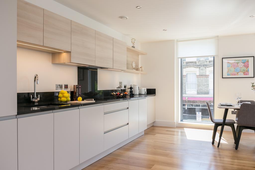Portobello With Floor-to-ceiling Views * Londen