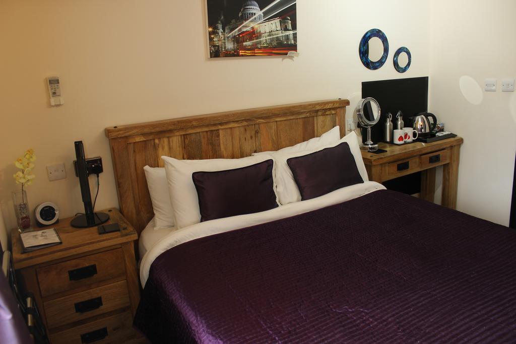 Avo Hotel 3*