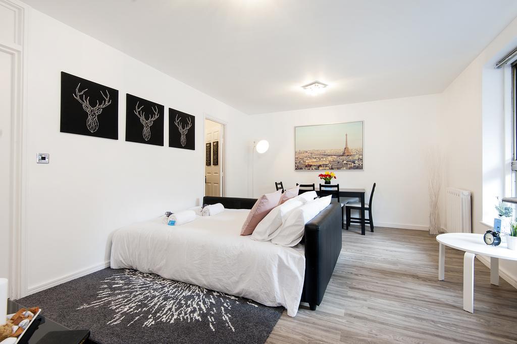 The Cromwell Road Sherborne Court * London