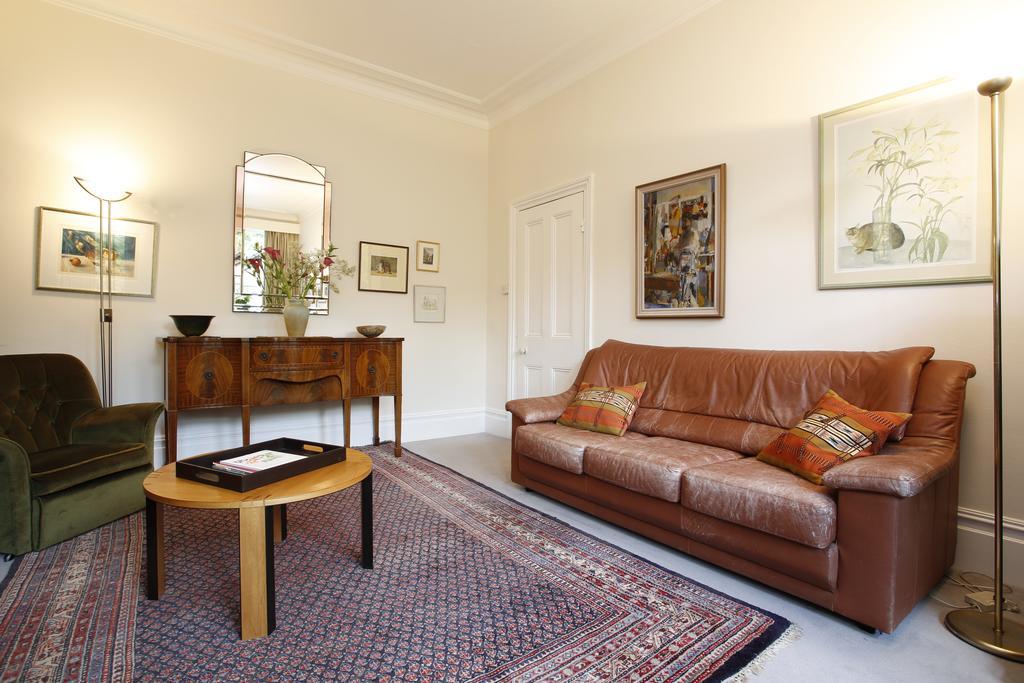 Hébergement de vacances Veeve - House Dyne Road - Kilburn Londres