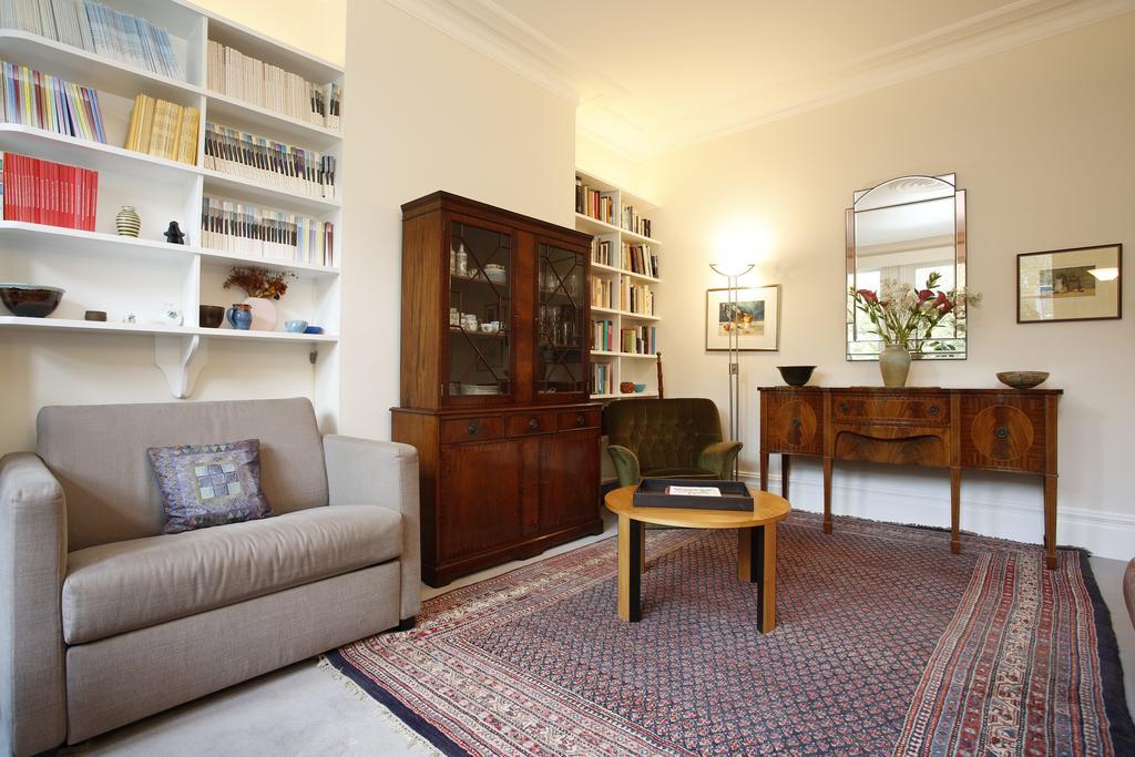Veeve - House Dyne Road - Kilburn Londres