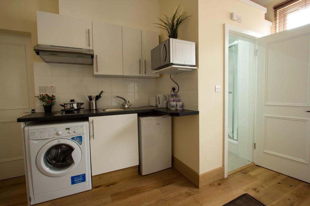 Private Willesden Green * Londres