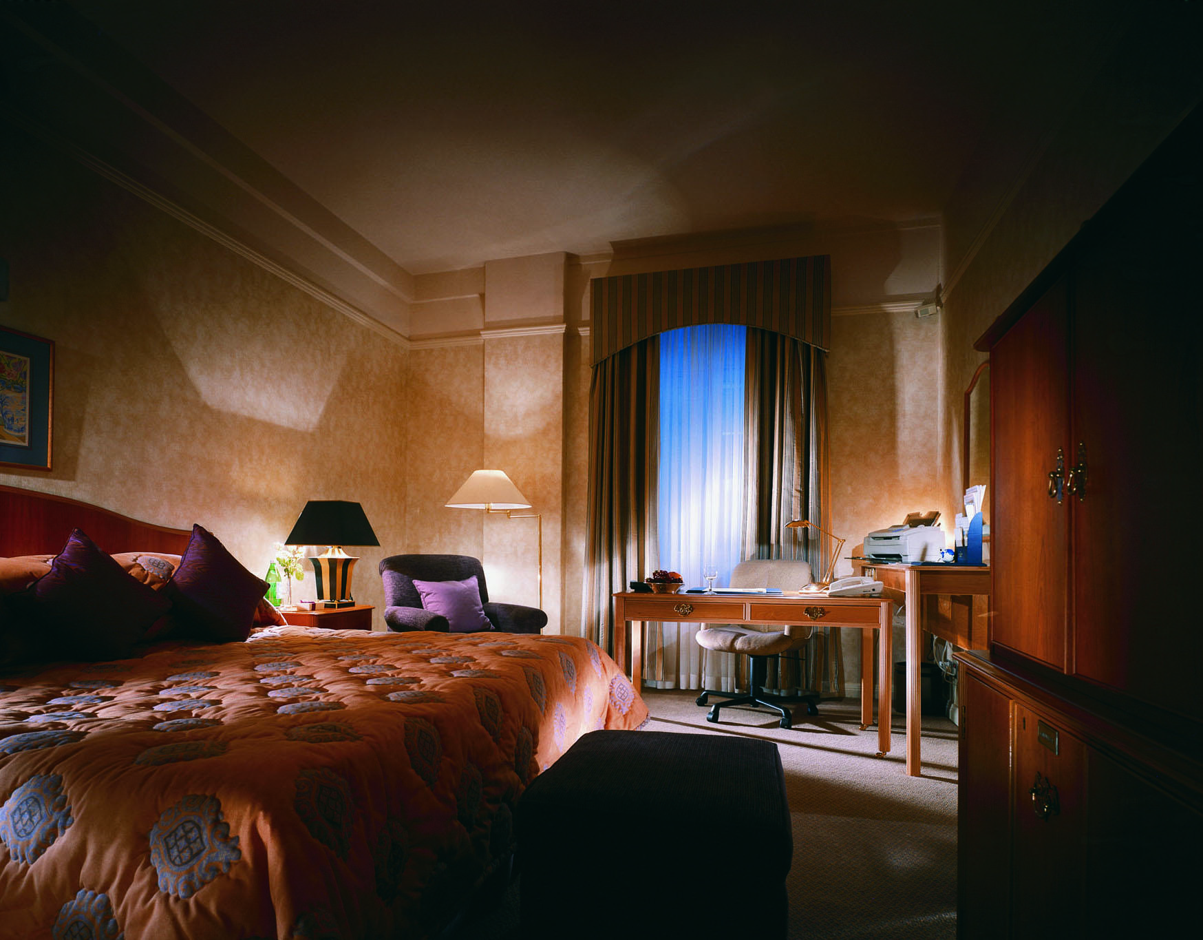 Sheraton Grand Park Lane Hotel