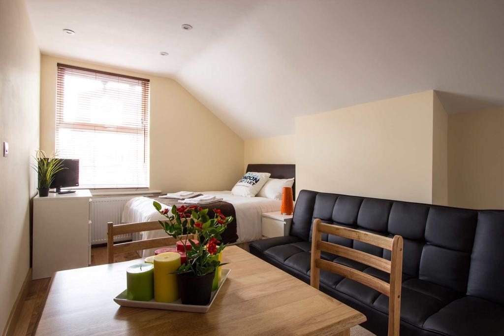 Private Willesden Green * Londres